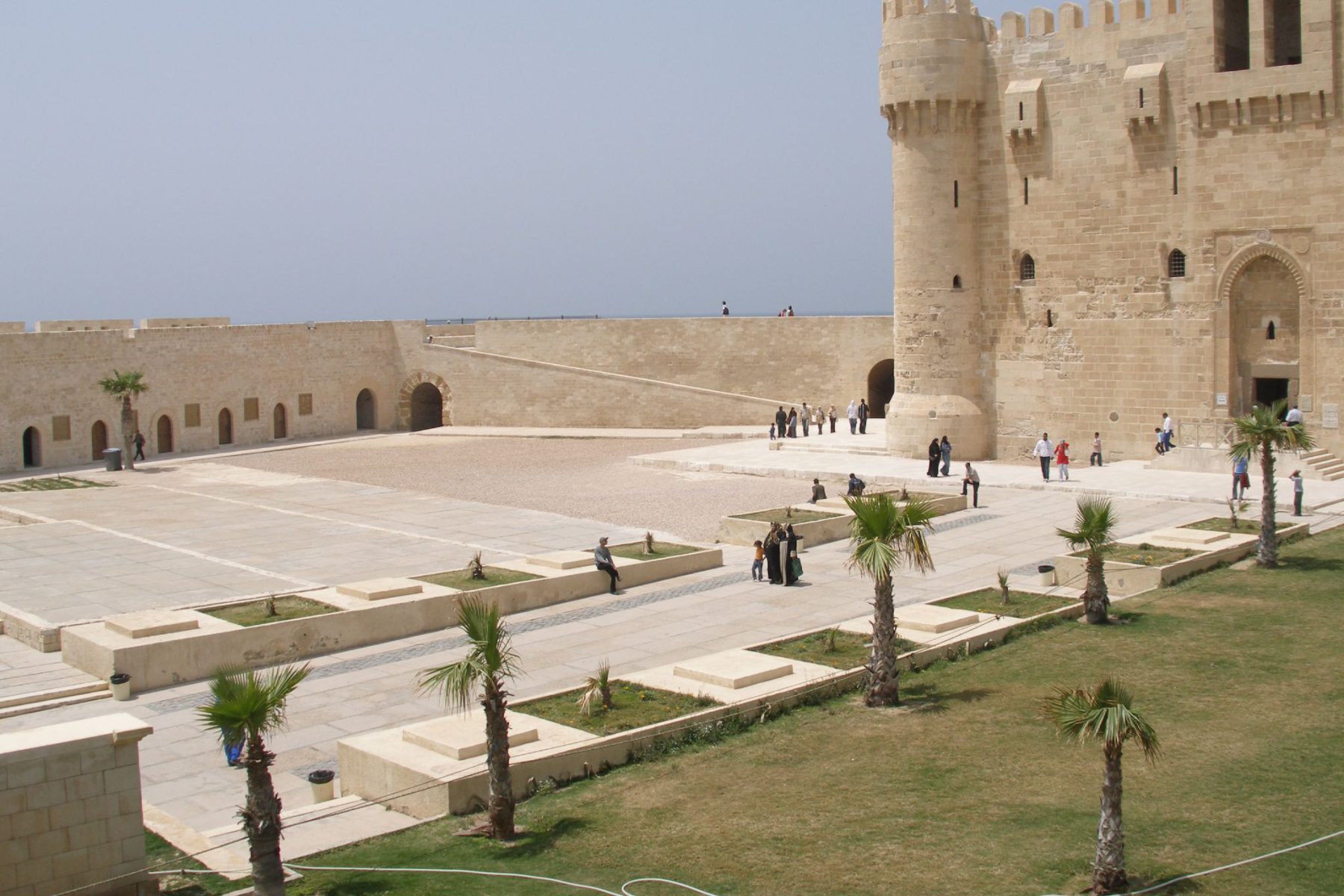 Ciudadela de Qaitbay junto al Mediterráneo en Alejandría