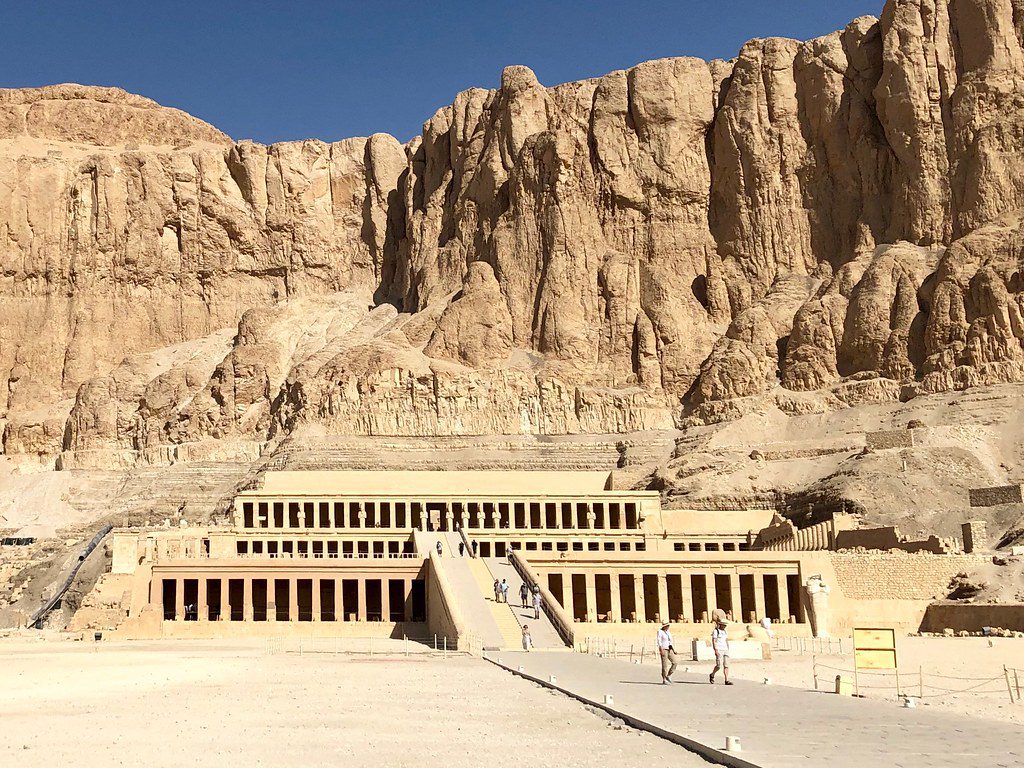 Templo funerario de Hatshepsut en Deir el-Bahari, una de las visitas de la orilla oeste de Luxor